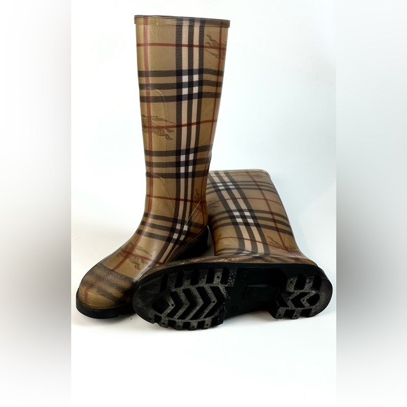 Burberry Nova Check Rubber Rain Boots - Picture 12 of 14
